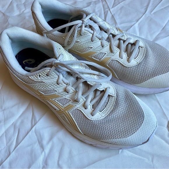 ASICS GEL-Contend 6 Twist Running Shoes - Picture 2 of 7